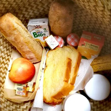 Les Bouches Manon Bed & Breakfast 3*