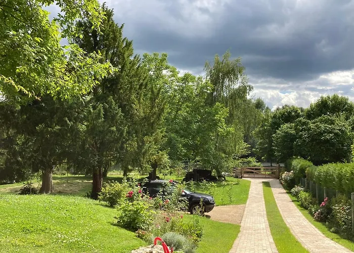 Les Bouches Manon Bed & Breakfast 3*